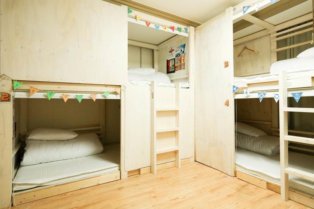 Linker Partyhouse Andong Exterior foto
